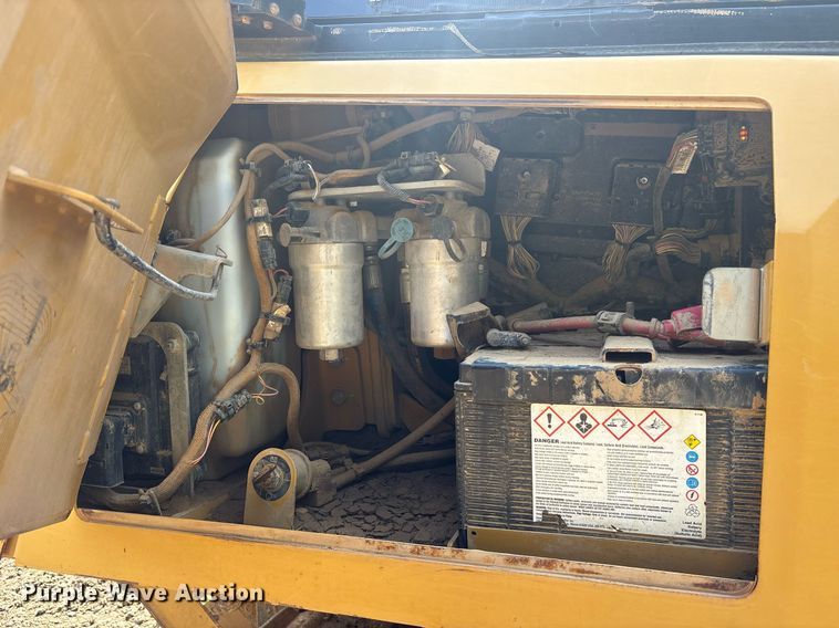 image for item DY0664 2015 Caterpillar D6K2 XL dozer