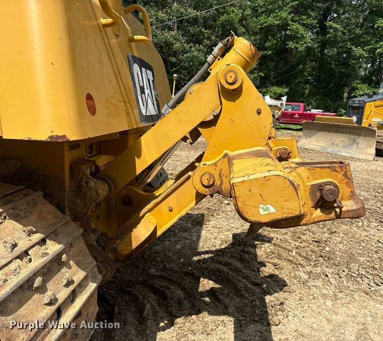 image for item DY0664 2015 Caterpillar D6K2 XL dozer