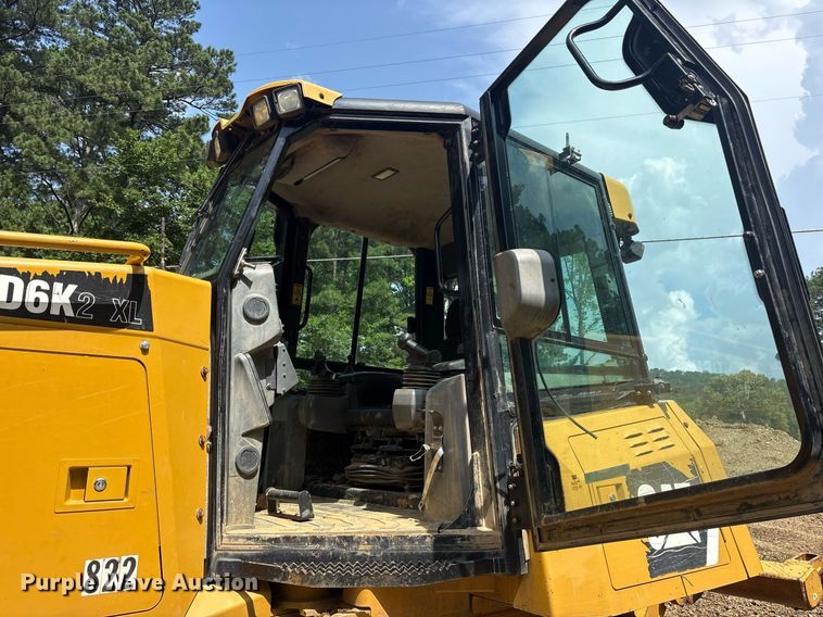 image for item DY0664 2015 Caterpillar D6K2 XL dozer