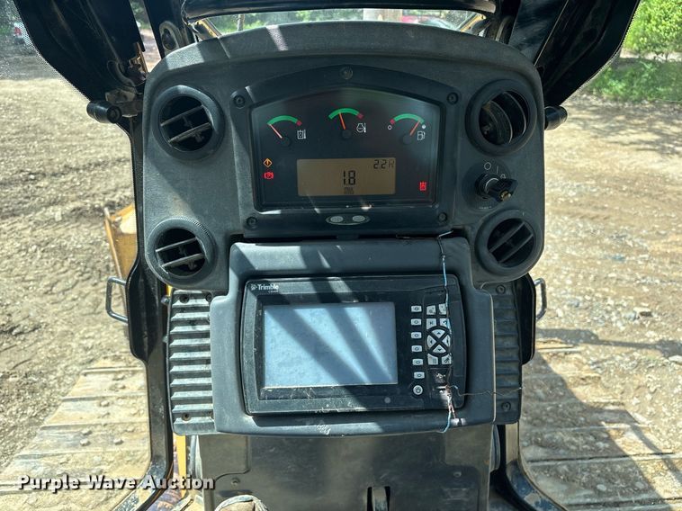 image for item DY0664 2015 Caterpillar D6K2 XL dozer