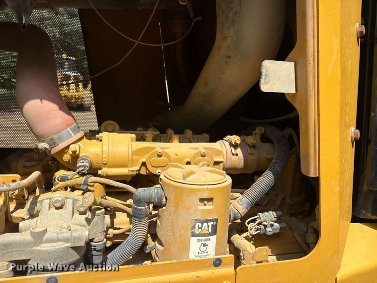 image for item DY0664 2015 Caterpillar D6K2 XL dozer