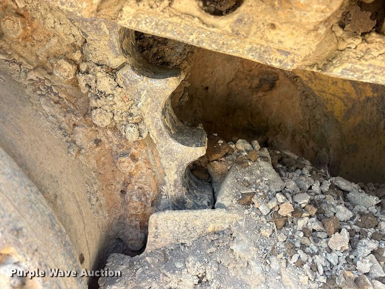 image for item DY0664 2015 Caterpillar D6K2 XL dozer