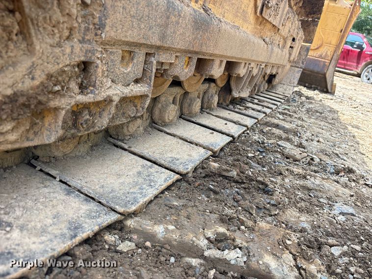 image for item DY0664 2015 Caterpillar D6K2 XL dozer