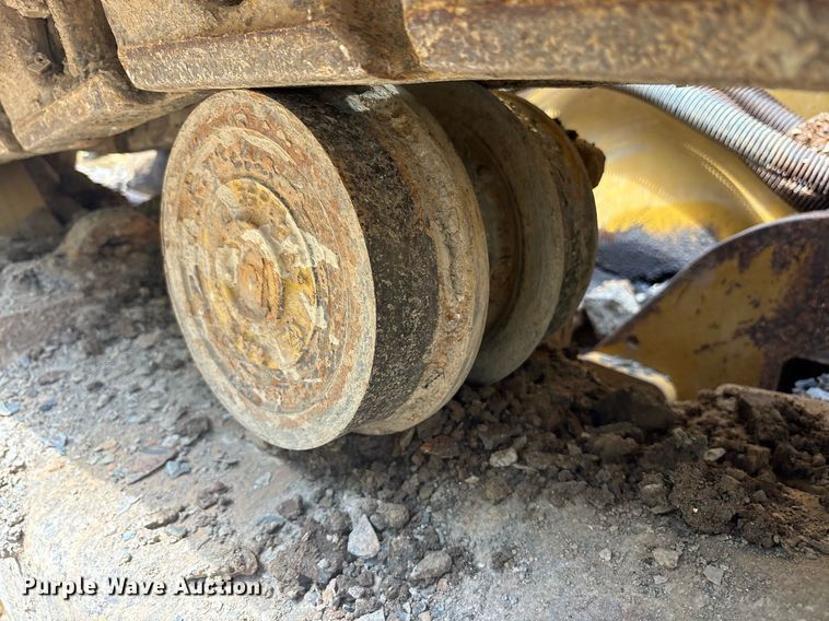 image for item DY0664 2015 Caterpillar D6K2 XL dozer