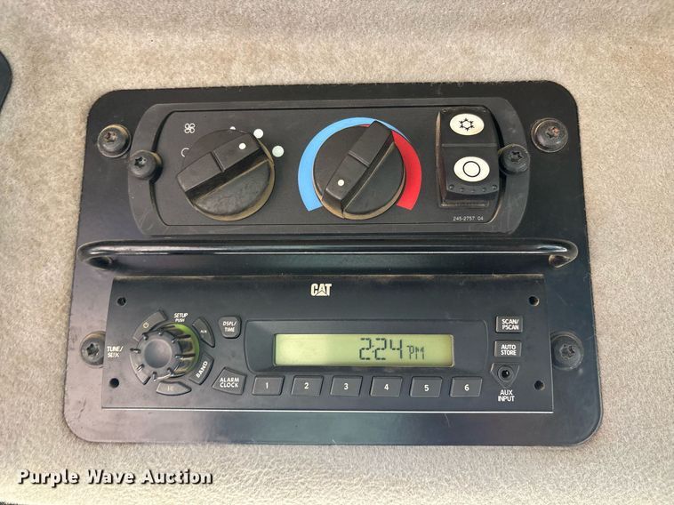 image for item DY0665 2010 Caterpillar 140M motor grader