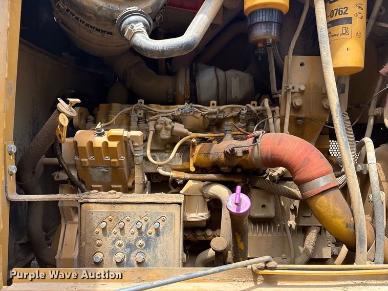 image for item DY0665 2010 Caterpillar 140M motor grader