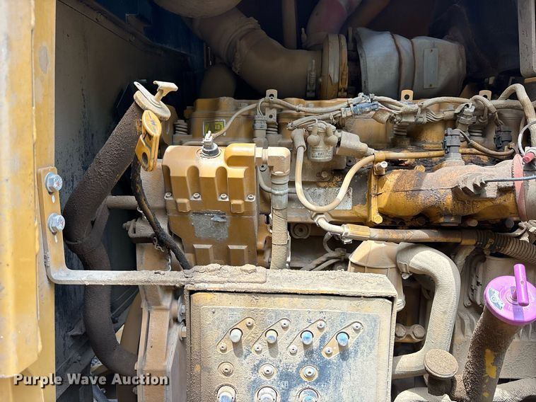 image for item DY0665 2010 Caterpillar 140M motor grader