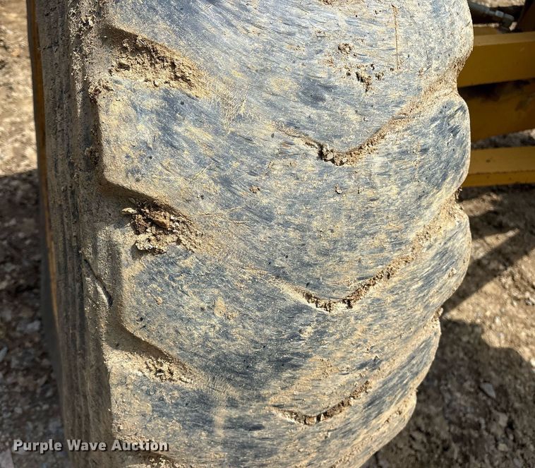 image for item DY0665 2010 Caterpillar 140M motor grader