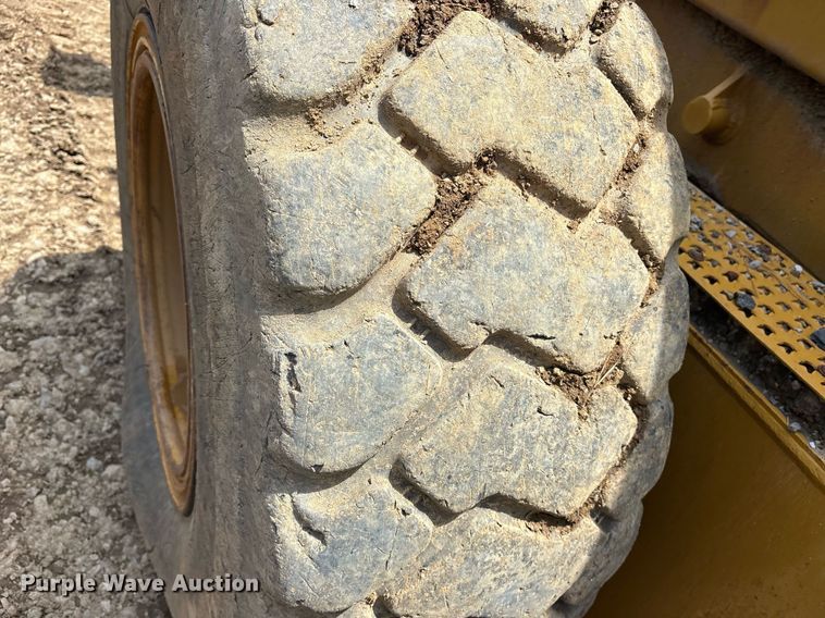 image for item DY0665 2010 Caterpillar 140M motor grader