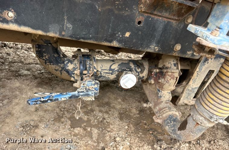 image for item DY0666 2006 International MA025 water truck