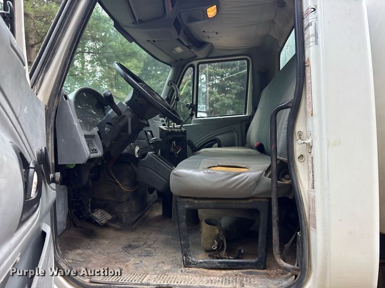 image for item DY0666 2006 International MA025 water truck