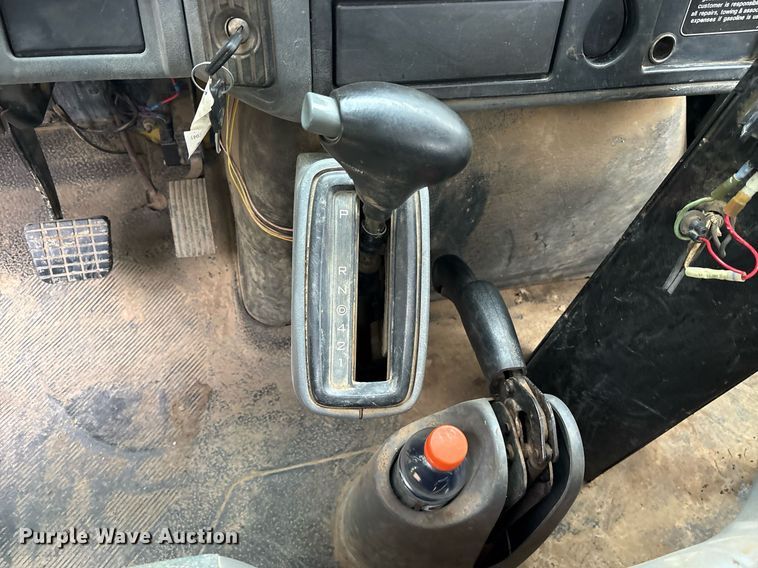 image for item DY0666 2006 International MA025 water truck