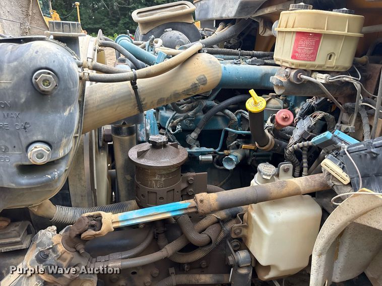 image for item DY0666 2006 International MA025 water truck