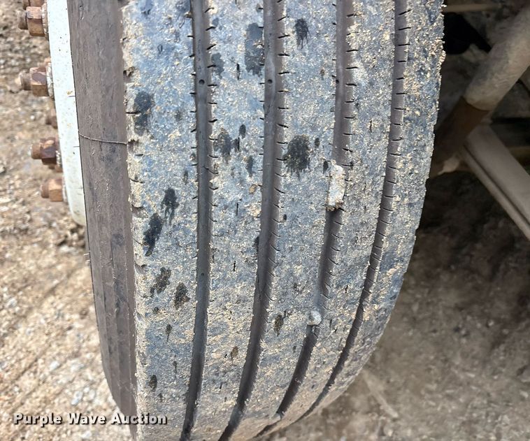 image for item DY0666 2006 International MA025 water truck