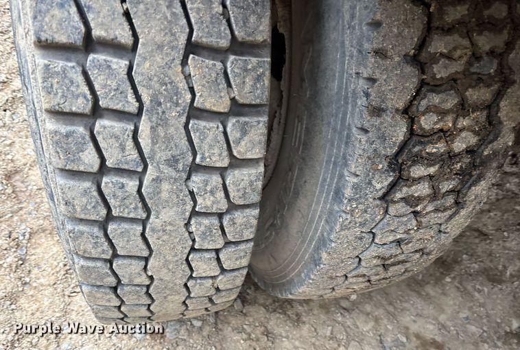 image for item DY0666 2006 International MA025 water truck