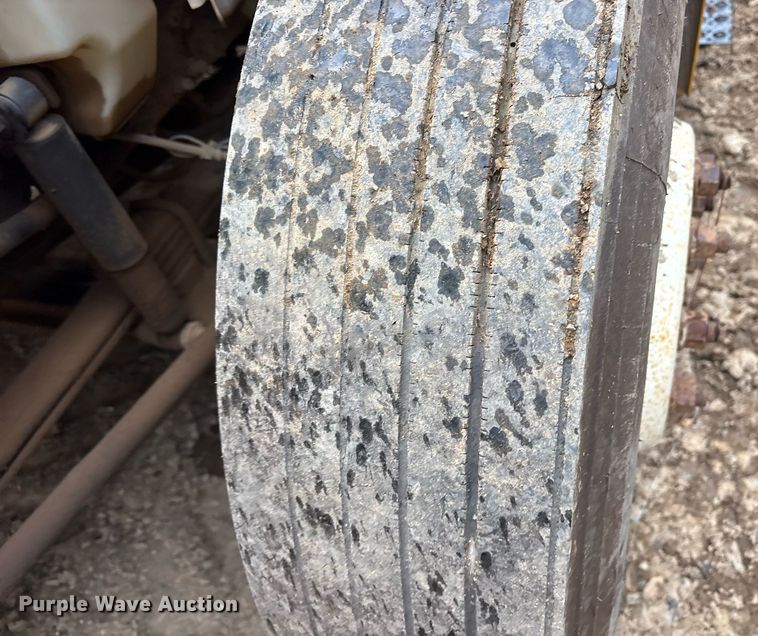 image for item DY0666 2006 International MA025 water truck