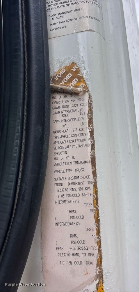 image for item DY0666 2006 International MA025 water truck