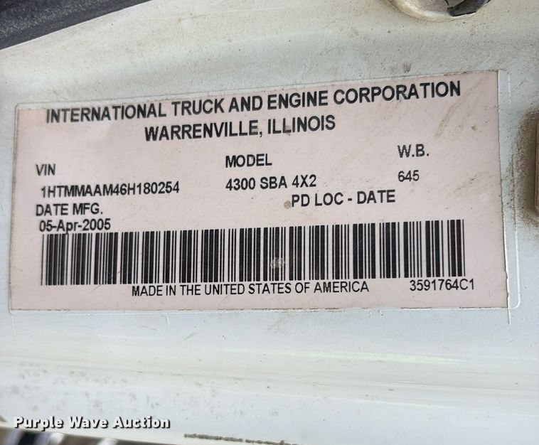 image for item DY0666 2006 International MA025 water truck