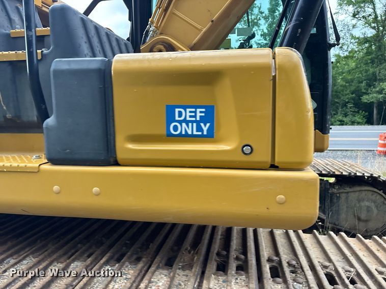 image for item DY0667 2018 Caterpillar 320 excavator