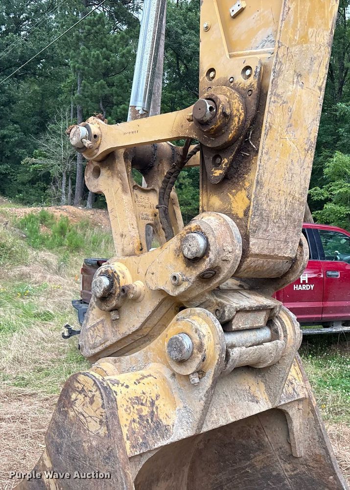 image for item DY0667 2018 Caterpillar 320 excavator