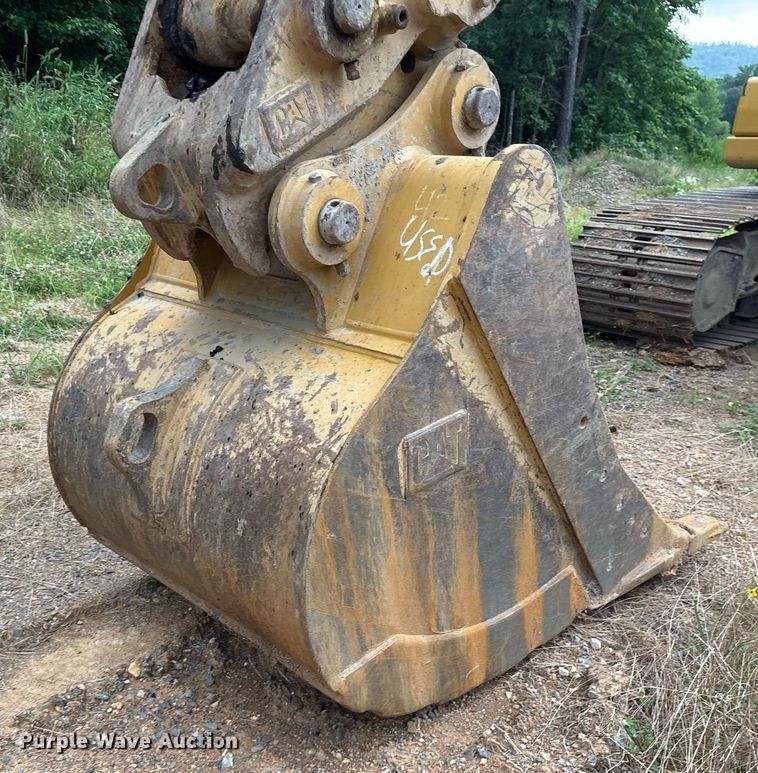 image for item DY0667 2018 Caterpillar 320 excavator
