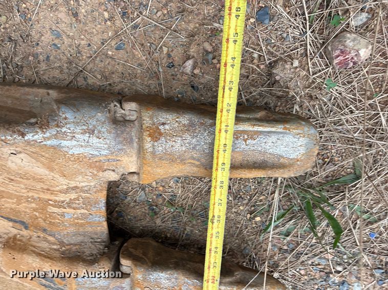 image for item DY0667 2018 Caterpillar 320 excavator