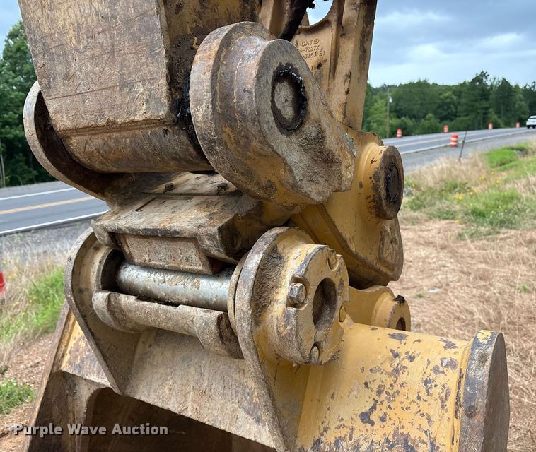 image for item DY0667 2018 Caterpillar 320 excavator