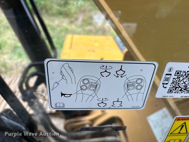 image for item DY0667 2018 Caterpillar 320 excavator