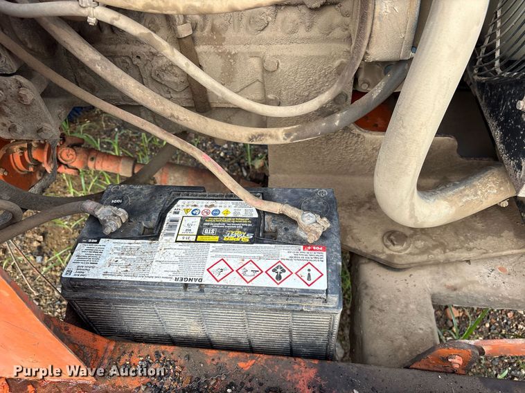 image for item DY0668 2013 Broce KR350 broom