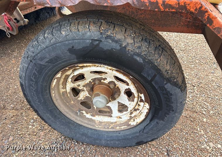 image for item DY0668 2013 Broce KR350 broom