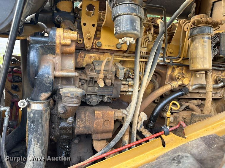 image for item DY0669 2007 Caterpillar CS563E single drum vibratory roller