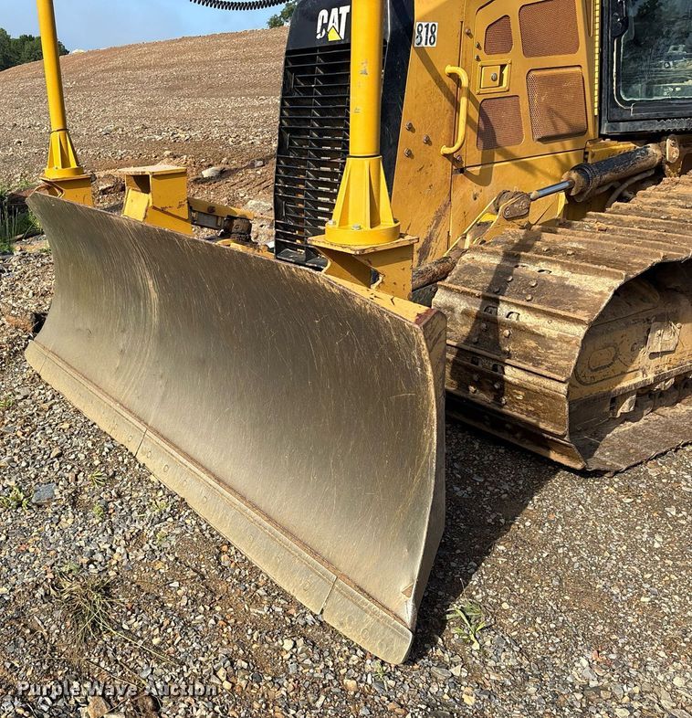 image for item DY0670 2023 Caterpillar D5K2 LGP dozer