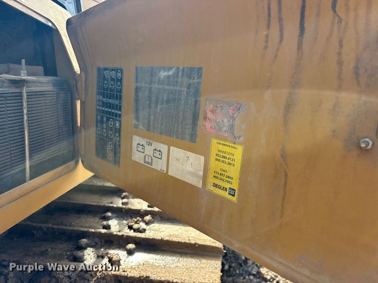 image for item DY0670 2023 Caterpillar D5K2 LGP dozer