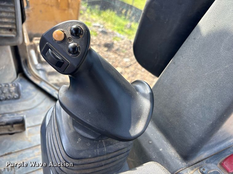 image for item DY0670 2023 Caterpillar D5K2 LGP dozer