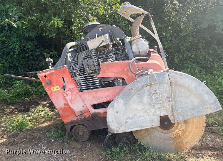image for item DY0671 2018 Husqvarna FS7000D concrete saw