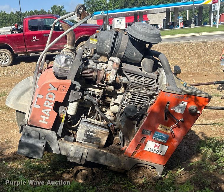 image for item DY0671 2018 Husqvarna FS7000D concrete saw