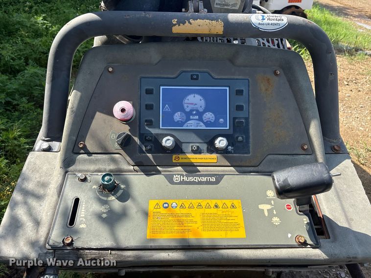 image for item DY0671 2018 Husqvarna FS7000D concrete saw