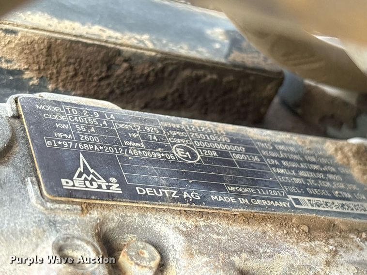 image for item DY0671 2018 Husqvarna FS7000D concrete saw