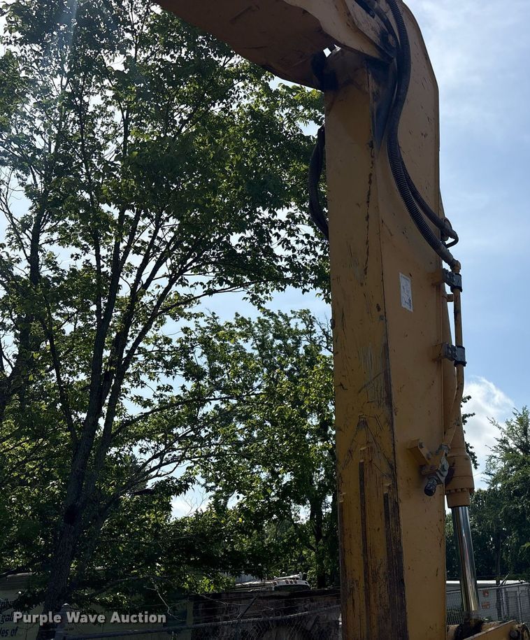 image for item DY0673 2019 Kobelco SK170LC-10 excavator