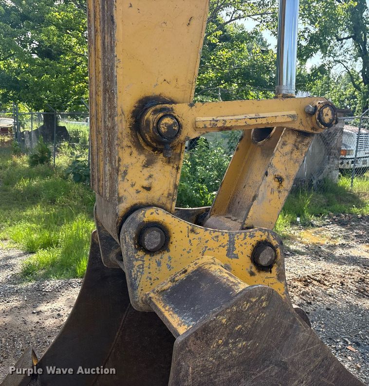 image for item DY0673 2019 Kobelco SK170LC-10 excavator