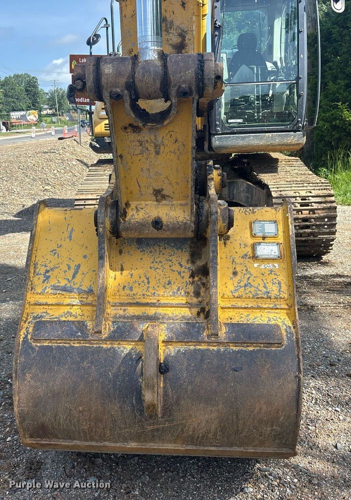 image for item DY0673 2019 Kobelco SK170LC-10 excavator