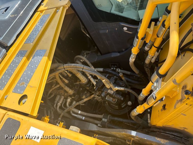 image for item DY0673 2019 Kobelco SK170LC-10 excavator