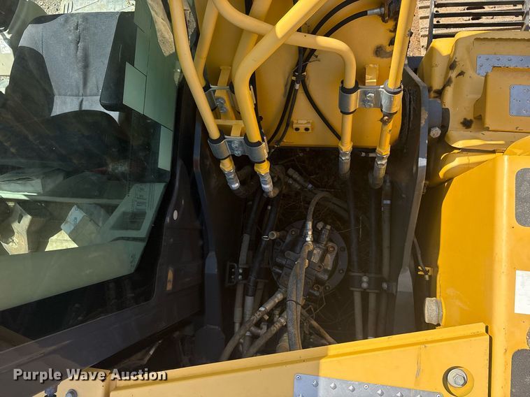 image for item DY0673 2019 Kobelco SK170LC-10 excavator