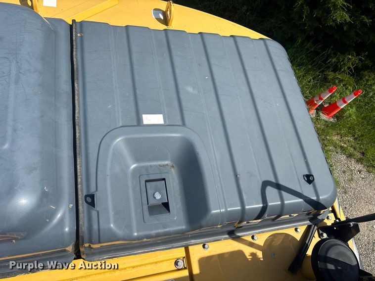 image for item DY0673 2019 Kobelco SK170LC-10 excavator