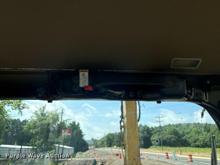 image for item DY0673 2019 Kobelco SK170LC-10 excavator