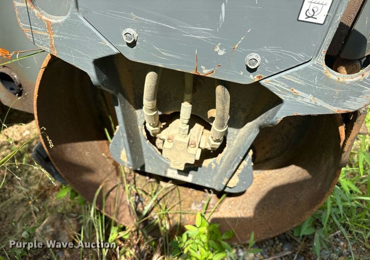 image for item DY0674 2021 Wacker Neuson RD12 double drum vibratory roller