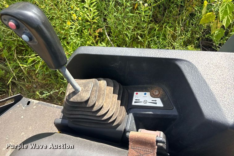 image for item DY0674 2021 Wacker Neuson RD12 double drum vibratory roller