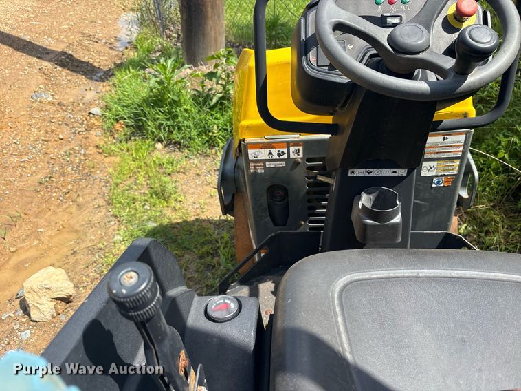 image for item DY0674 2021 Wacker Neuson RD12 double drum vibratory roller