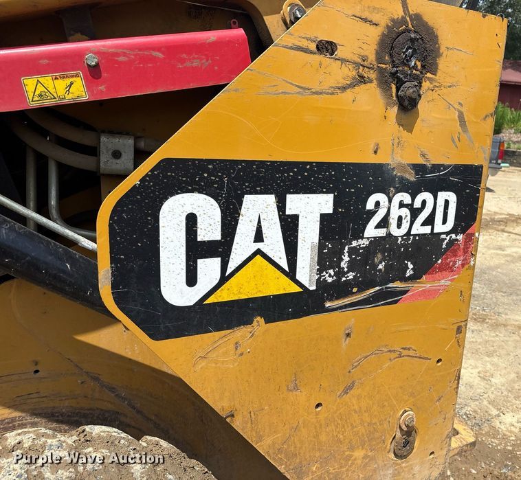 image for item DY0675 2015 Caterpillar 262D skid steer loader