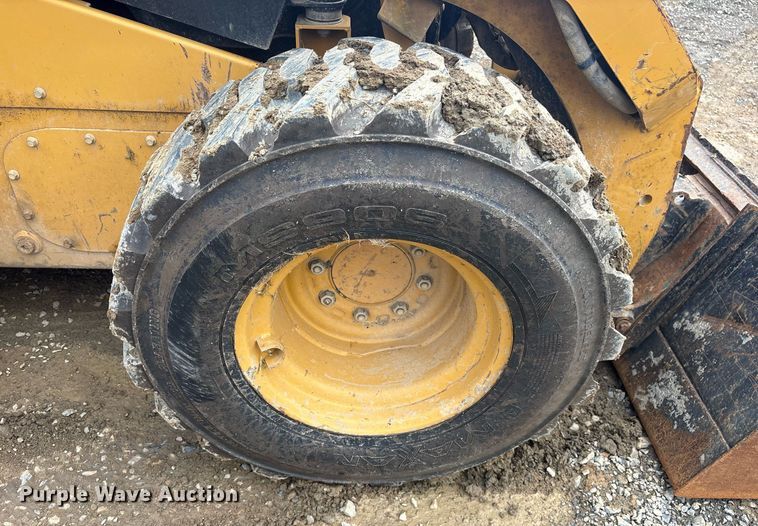 image for item DY0675 2015 Caterpillar 262D skid steer loader